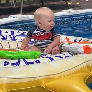 Meet your Posher, Aschley